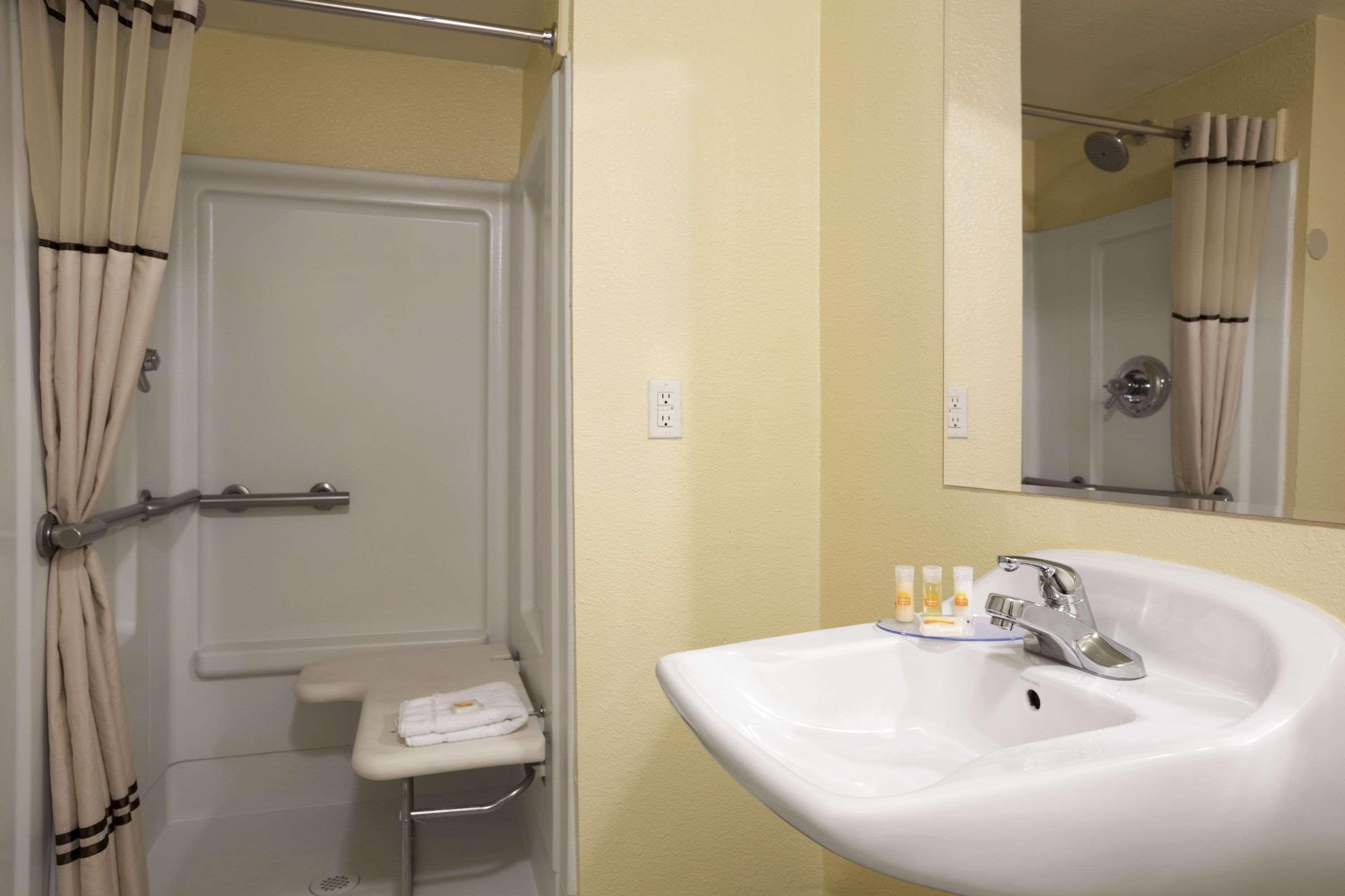 Days Inn By Wyndham Denver Downtown Εξωτερικό φωτογραφία