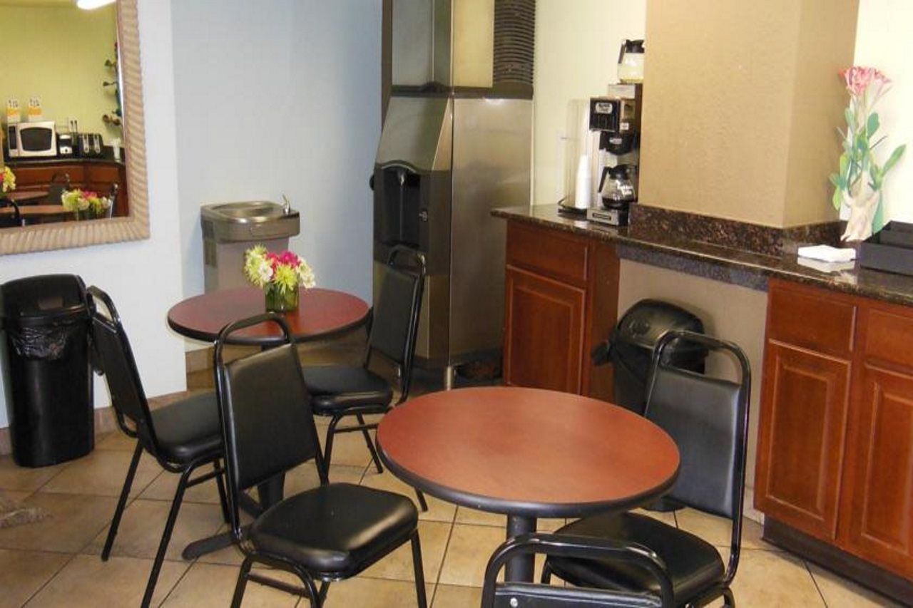 Days Inn By Wyndham Denver Downtown Εξωτερικό φωτογραφία
